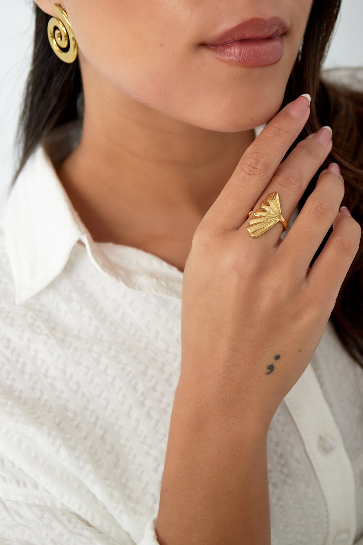 Shelly Ring