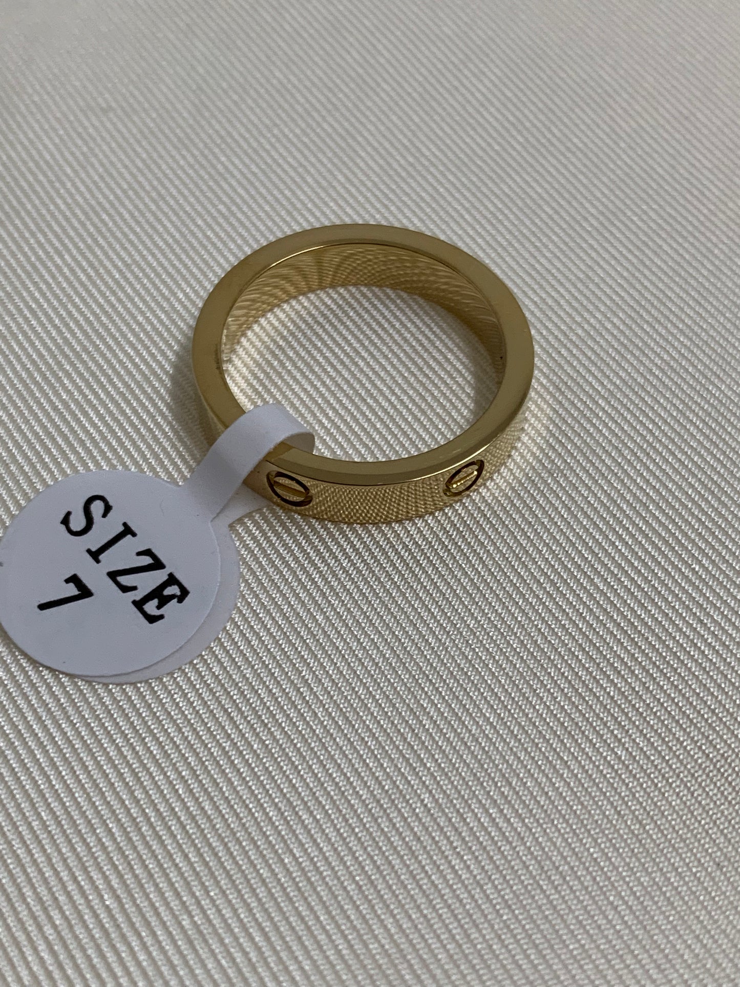 Love Ring Gold