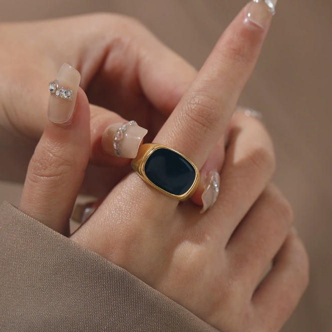 Ring breit mit Stein