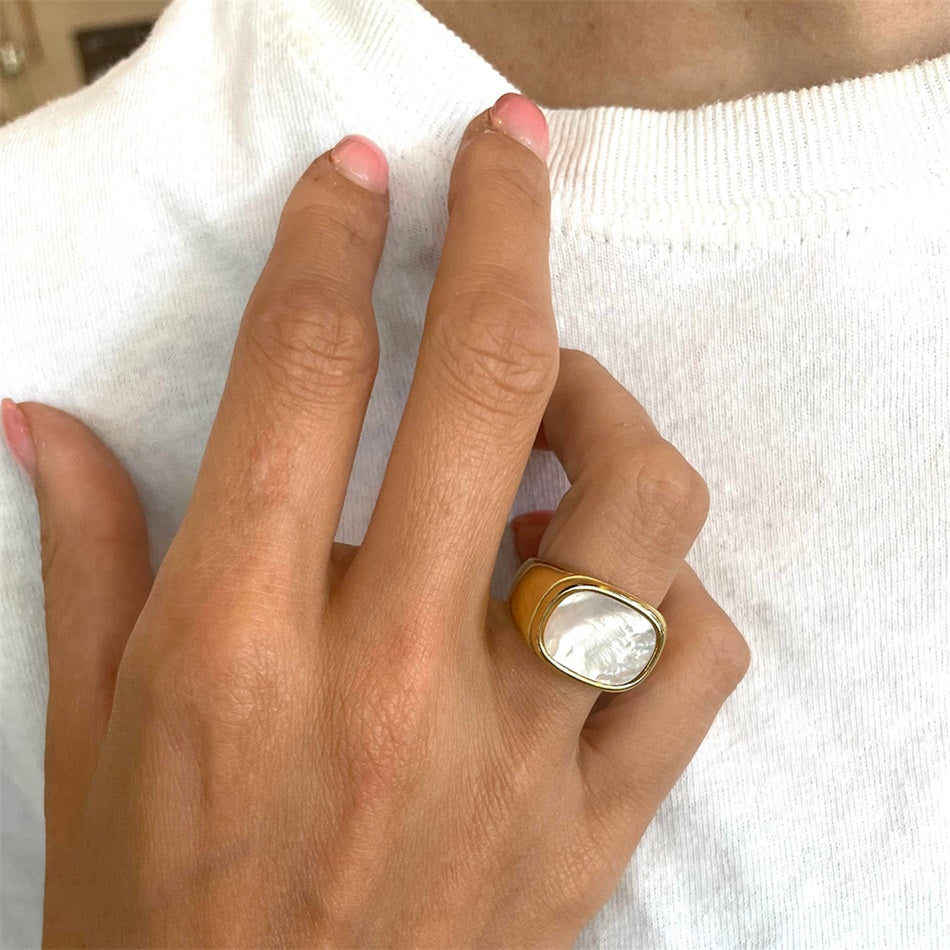 Ring breit mit Stein