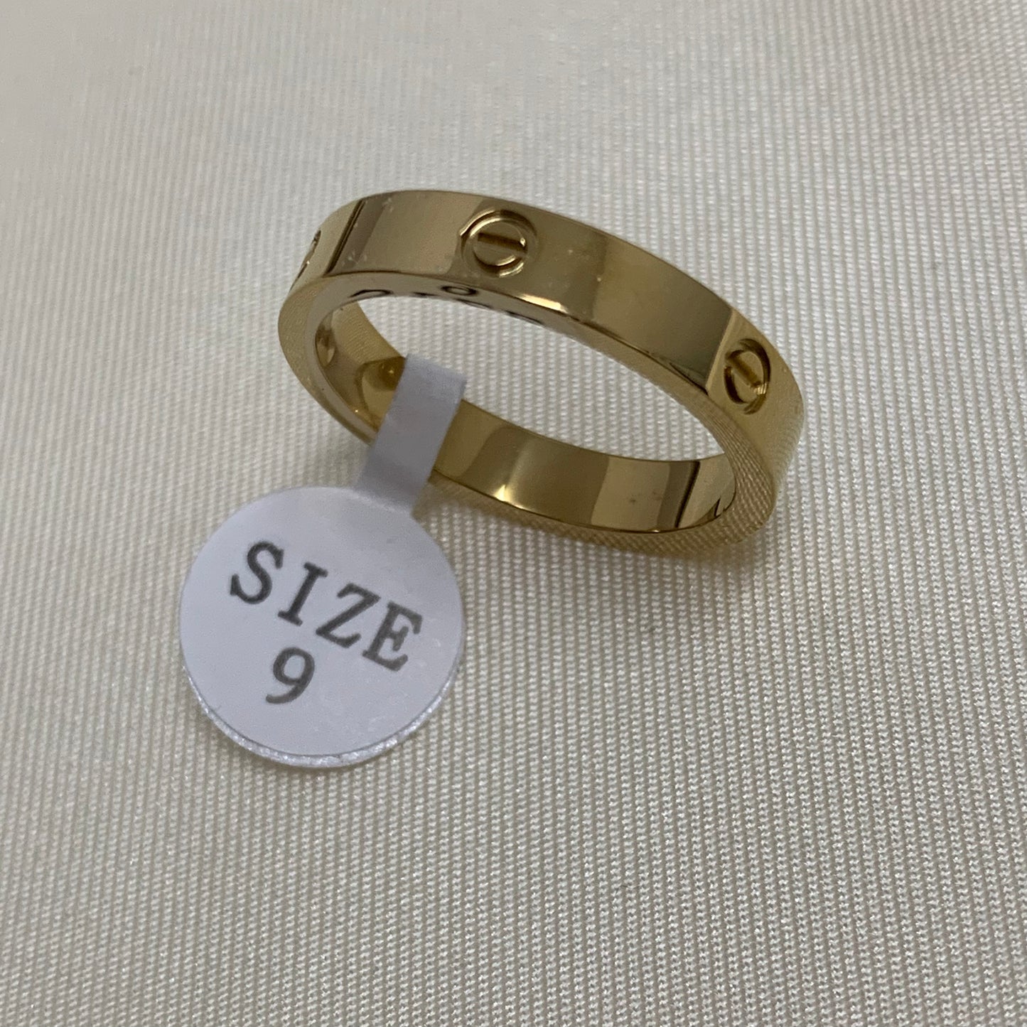 14k vergoldeter Edelstahlring mit edlem Schraubendesign