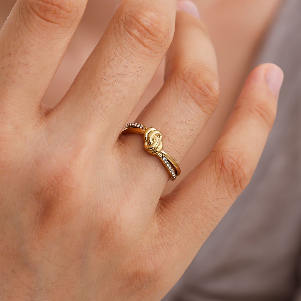 Knot Diamonds Edelstahl Ring