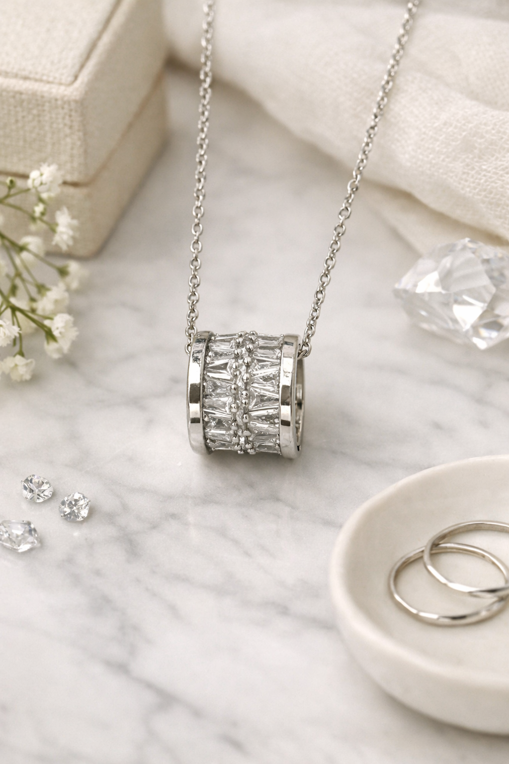 Kette mit Charm