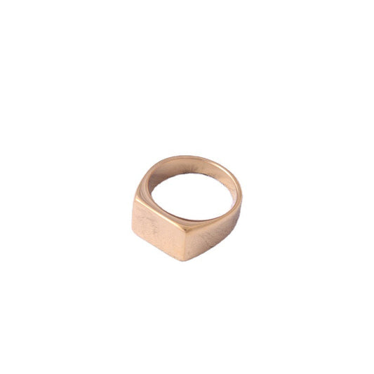 Ring breit quadratisch