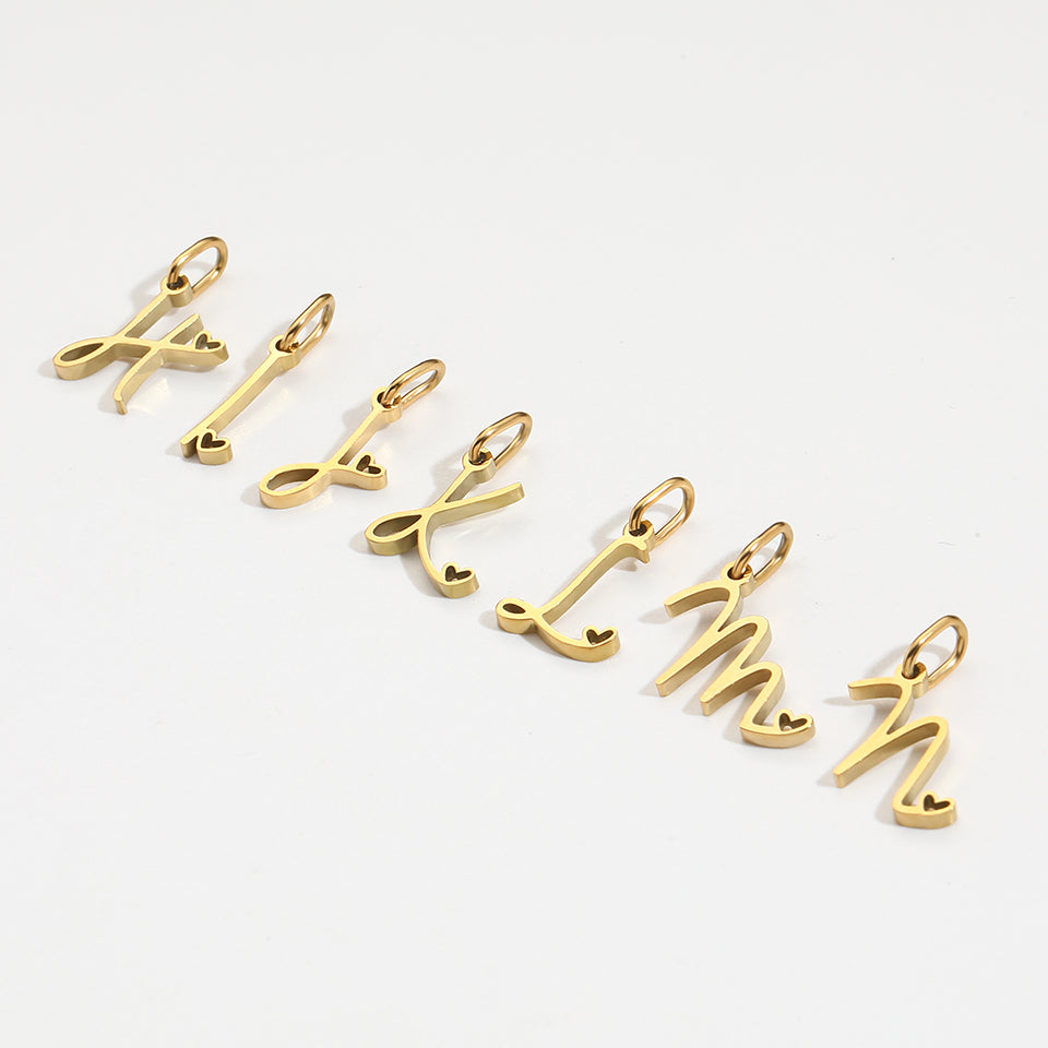 Buchstaben Halskette mit Herzchen